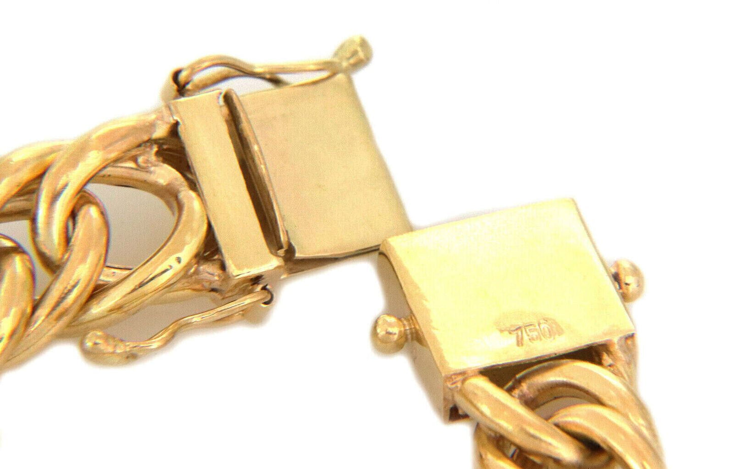 Puffed 18k Yellow Gold Curb Link Bracelet