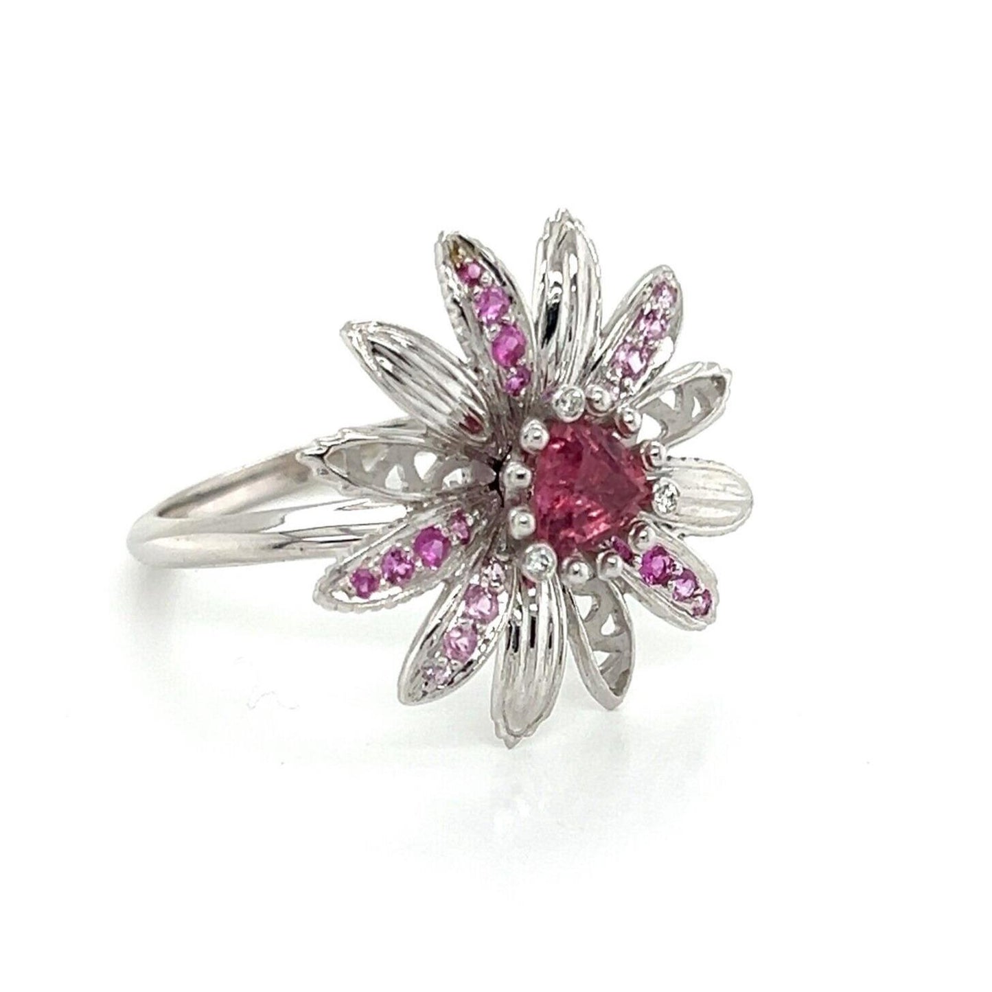 Carrera y Carrera Primavera Tourmaline 18k White Gold Spinner Flower Ring