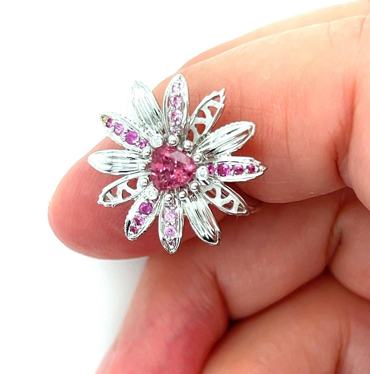 Carrera y Carrera Primavera Tourmaline 18k White Gold Spinner Flower Ring