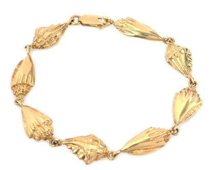 Eight Conch Seashell 14k Yellow Gold Charm Bracelet