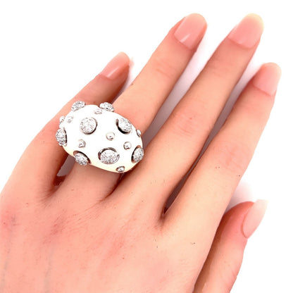 Nouvelle Bague Diamond Enamel 18k White Gold Dome Ring