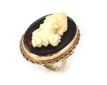 Carved Woman Cameo 14k Yellow Gold Oval Ring - Size 6