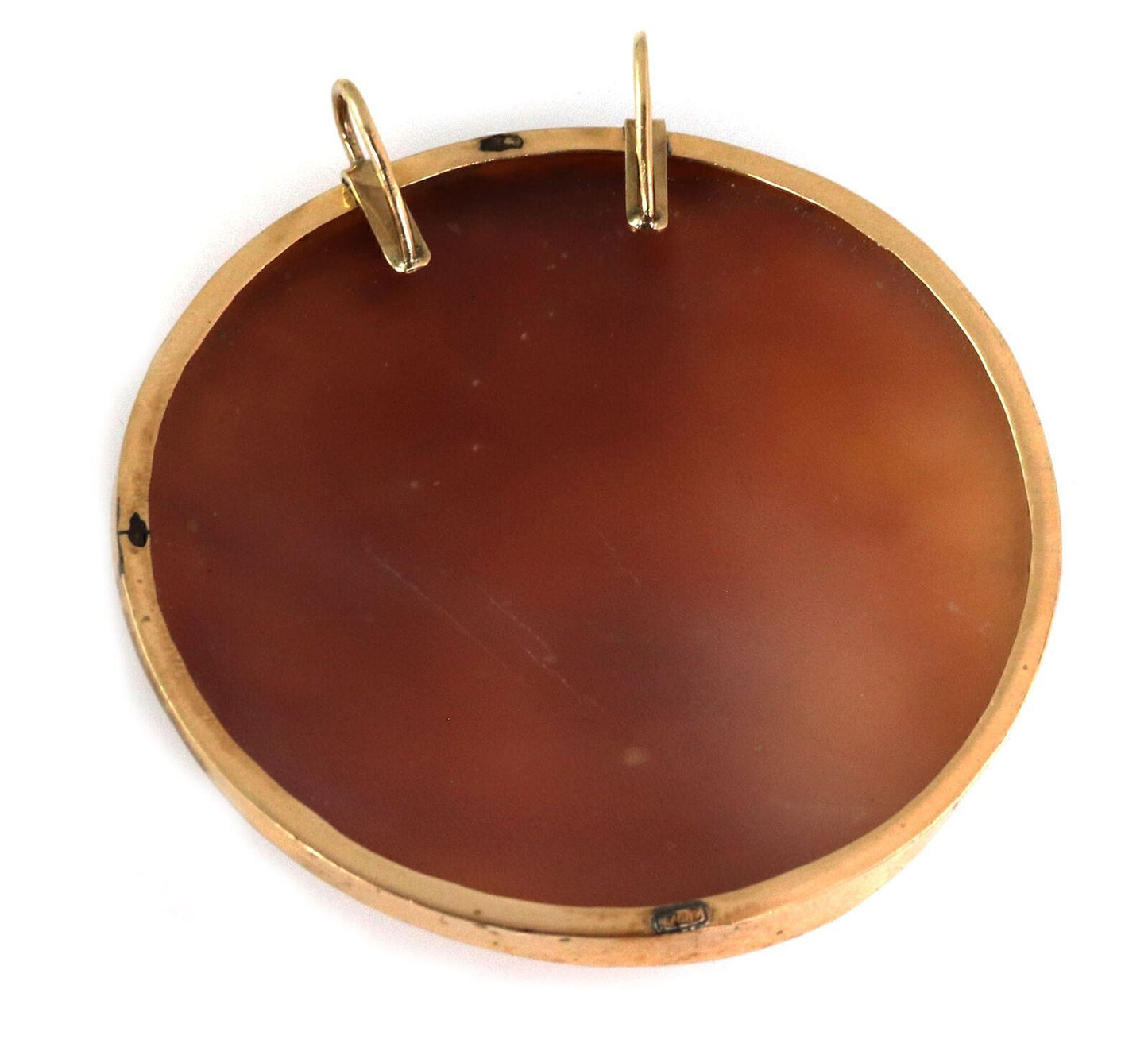 Large Carved Shell 18k Yellow Gold Cameo Pendant