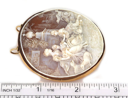 Large Carved Shell 18k Yellow Gold Cameo Pendant