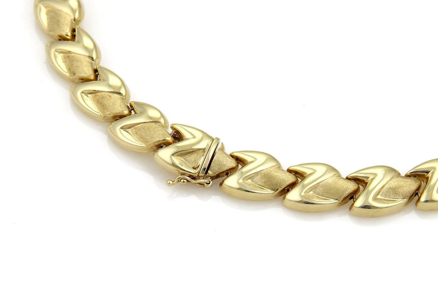 Z Shape 14k Yellow Gold Fancy Textured Link Collar Necklace