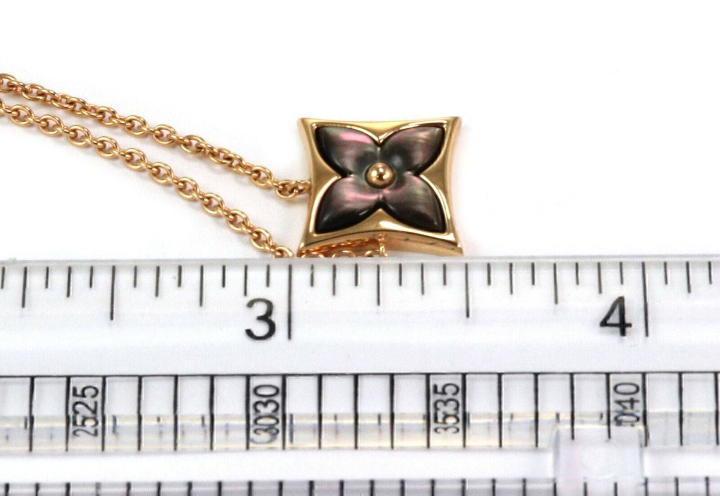 Louis Vuitton Blossom Star Mother-of-Pearl 18k Pink Gold Necklace