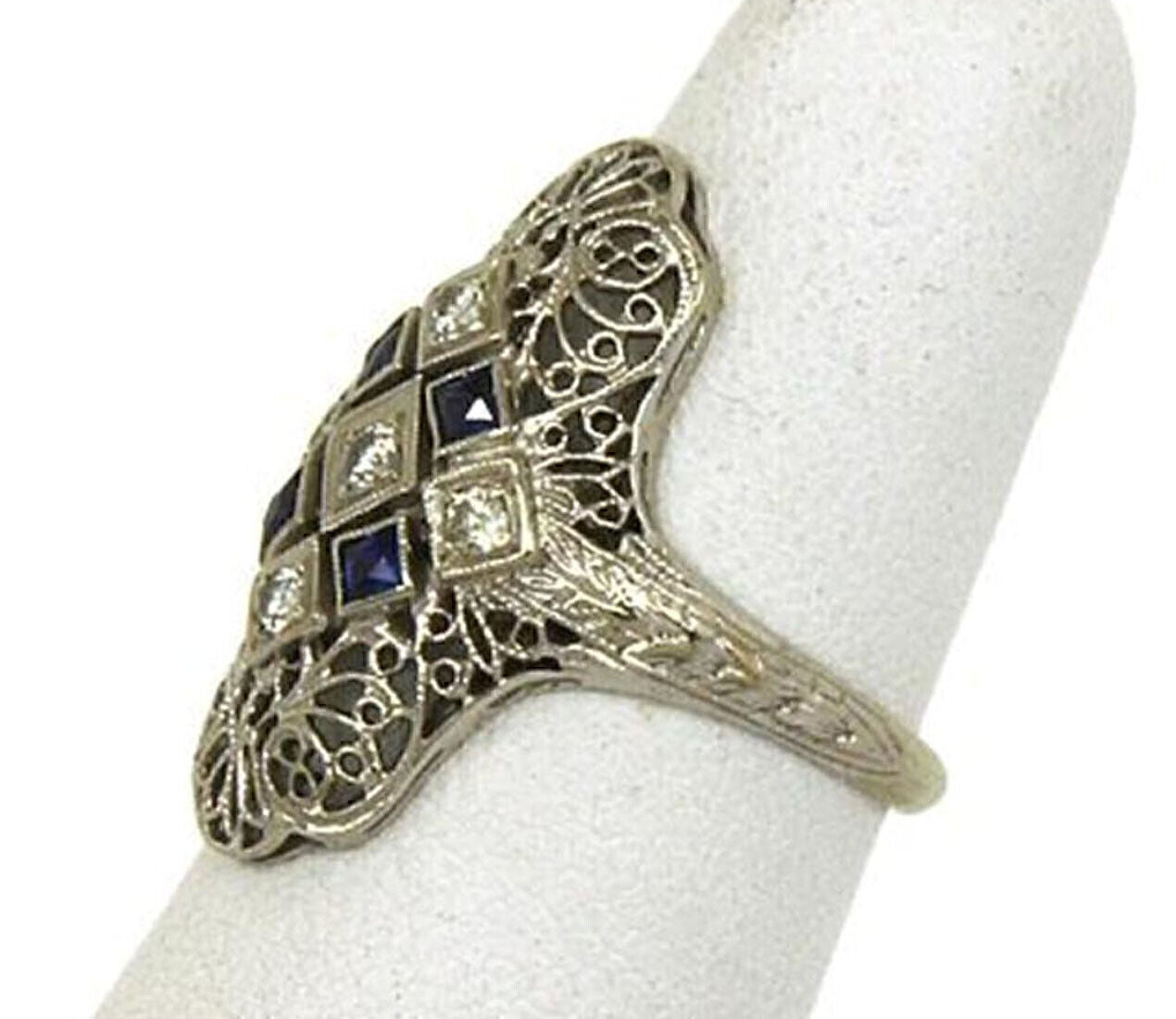 Art Deco Diamond & Sapphire 18k White Gold Filigree Ring - Size 6