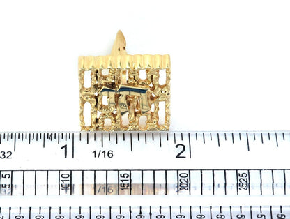 Chai Textured Fancy 14k Yellow Gold Square Top Cufflinks