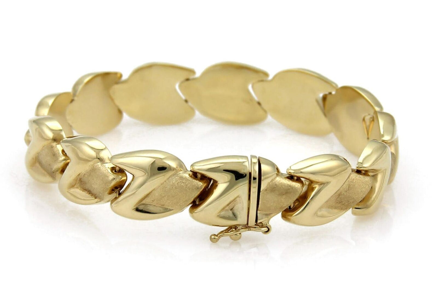 Z Shape 14k Yellow Gold Fancy Textured Link Bracelet