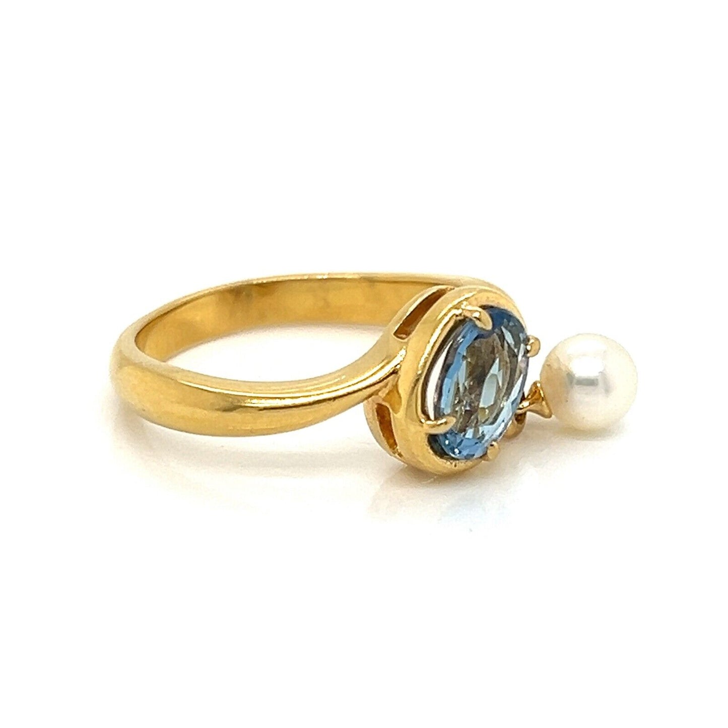Mikimoto Pearl Blue Topaz 18k Yellow Gold Dangle Charm Ring - Size 5