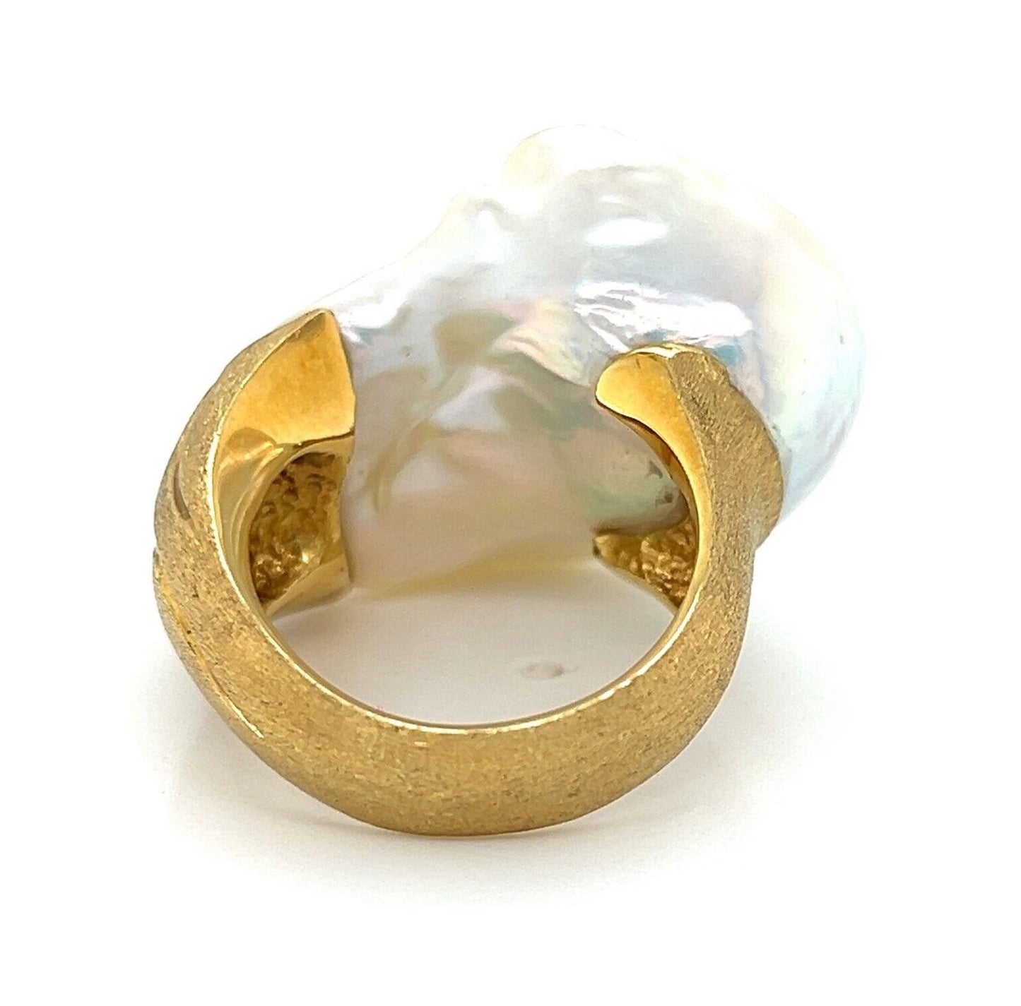 Yvel Satin Sea Baroque Pearl 18k Yellow Gold Sculptural Ring