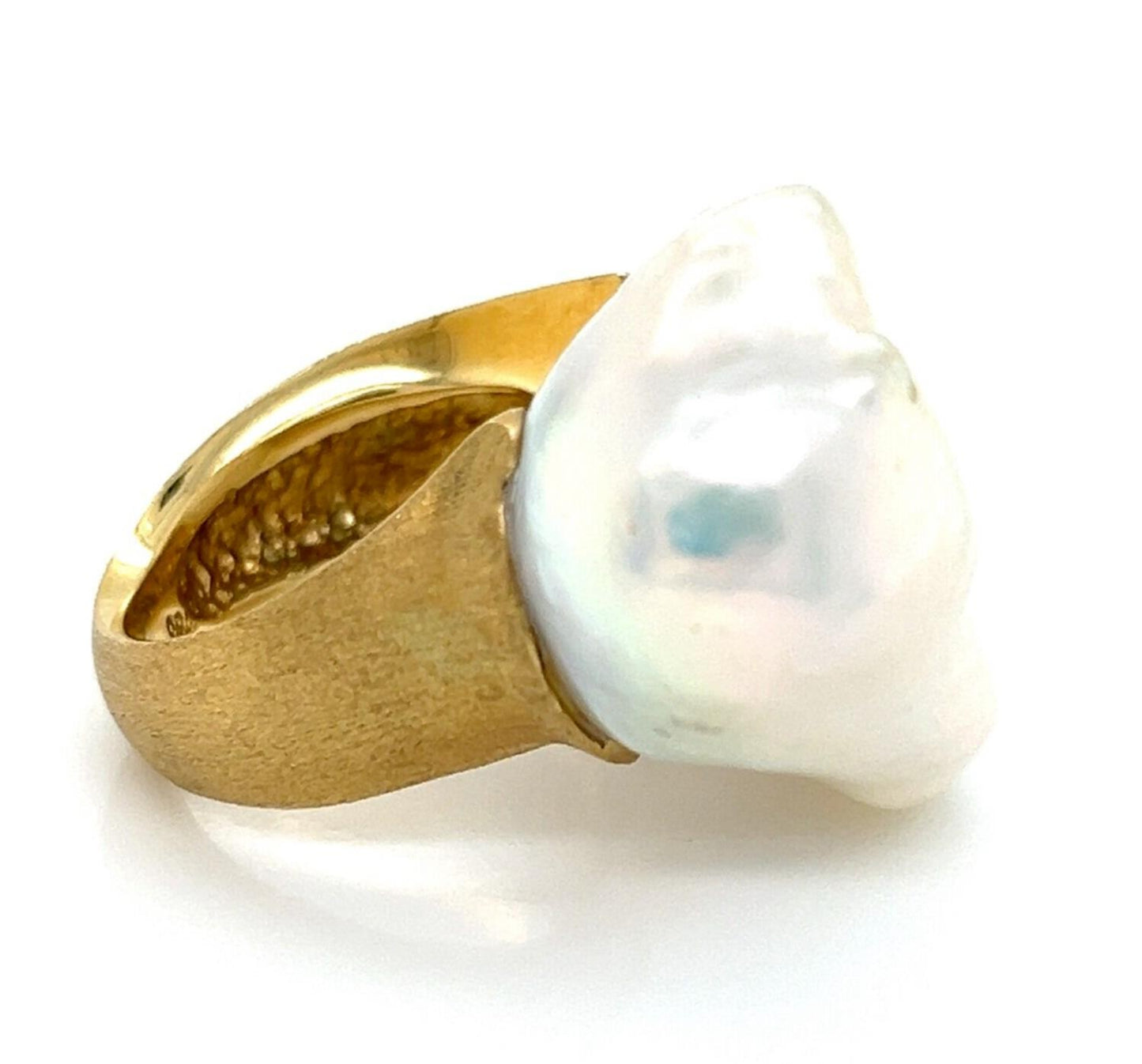 Yvel Satin Sea Baroque Pearl 18k Yellow Gold Sculptural Ring