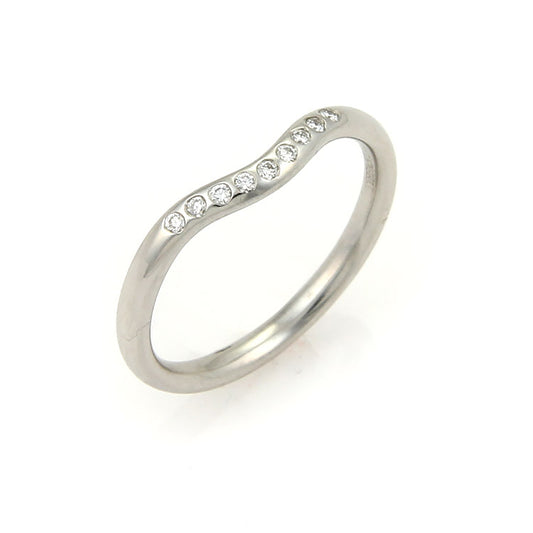 Tiffany & Co. Elsa Peretti curved V-shaped band ring with nine natural diamonds in Pt950 platinum