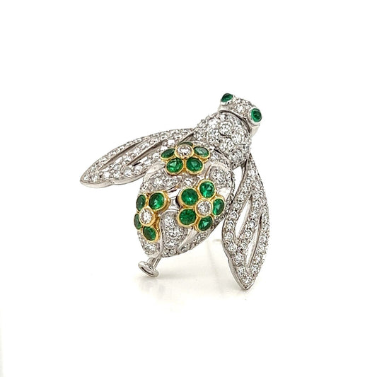Sabbadini Diamond & Emerald 18k White Gold Bee Pin Brooch | brooches | Brooches, catalog, Designer Jewelry, pins, Sabbadini | Sabbadini