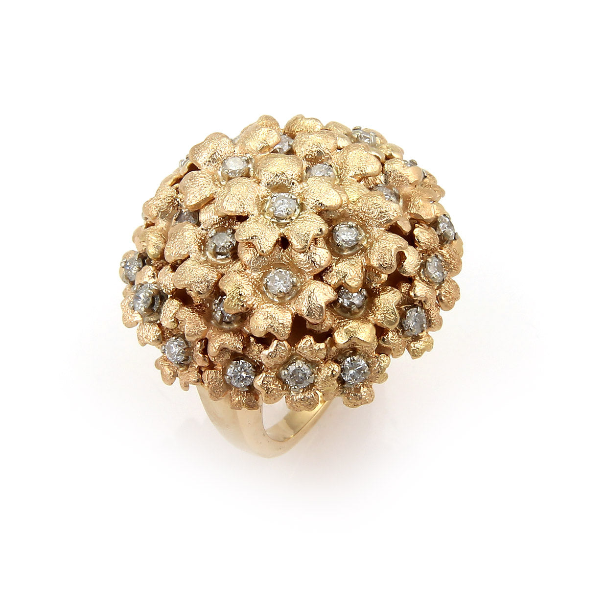 Diamonds Cluster Tremblant Floral Large Round Top 18k Gold Ring | Rings | catalog, Estate, Rings, Vintage | Estate