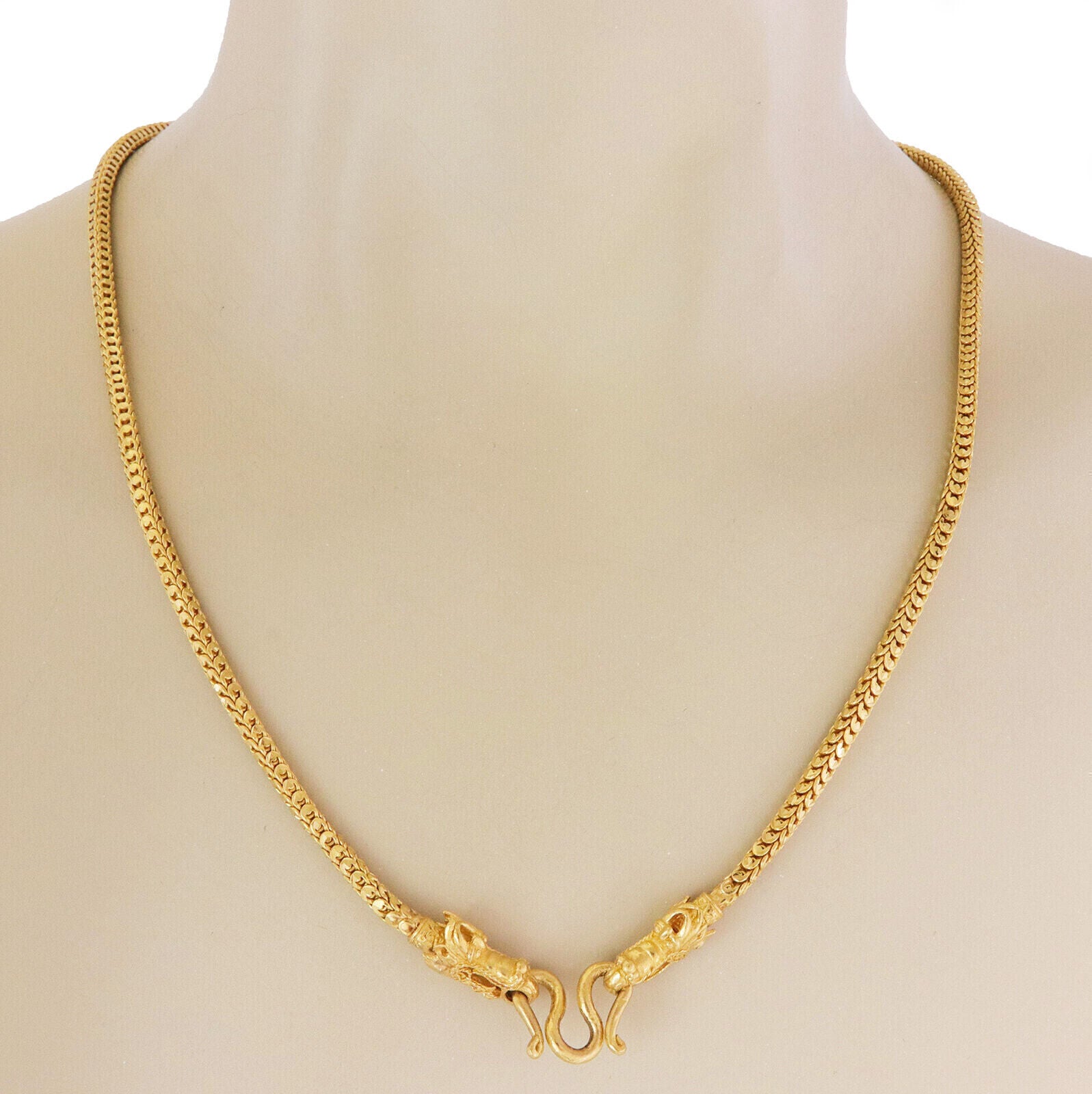 Double Dragon Head Clasp Long Dragon Scale 24k Gold Link Chain Necklace | Necklaces | catalog, Chains, Estate, Necklaces, Vintage | Estate