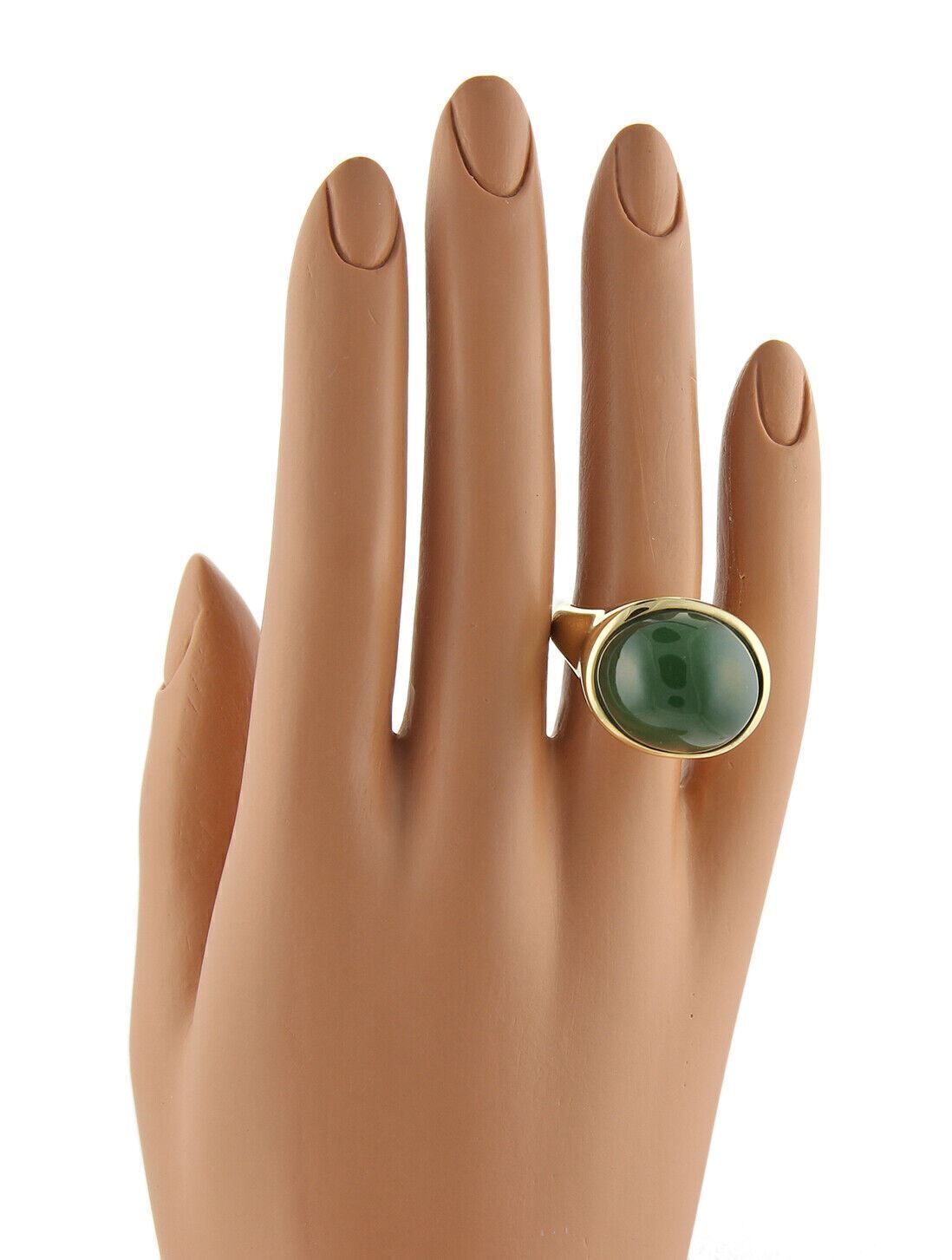 Tiffany Co. Peretti Cabochon Green Jade 18k Yellow Gold Ring Size 7